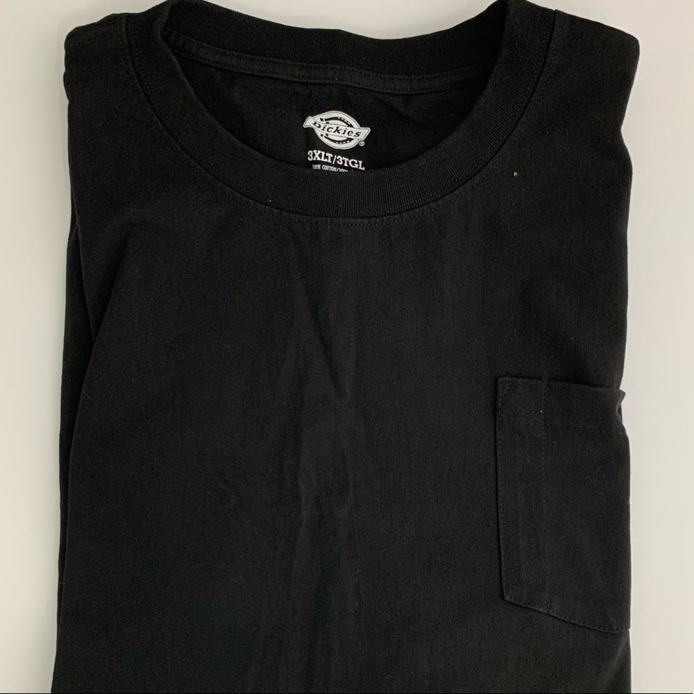 M20- 41- NWOT- 2pk. MENS DICKIES T-shirts